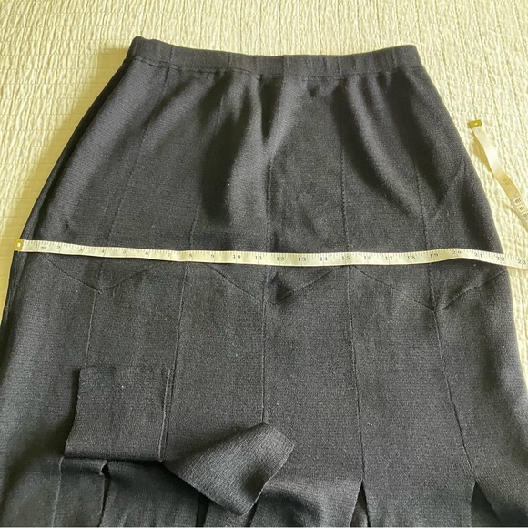 EUC St John midnight blue“Santana” knit w/chevron pattern & slit “car wash” hem - Picture 8 of 11